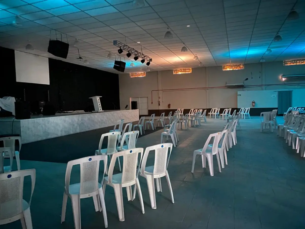 LOTE  - Ótimo prédio de aproximadamente 1000m²