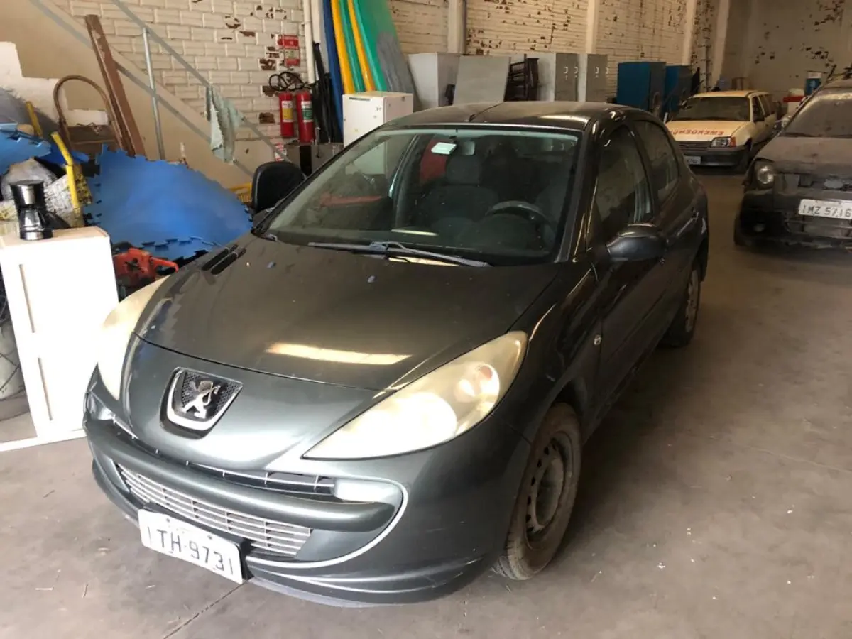 LOTE  - PEUGEOT 207 HR 2012