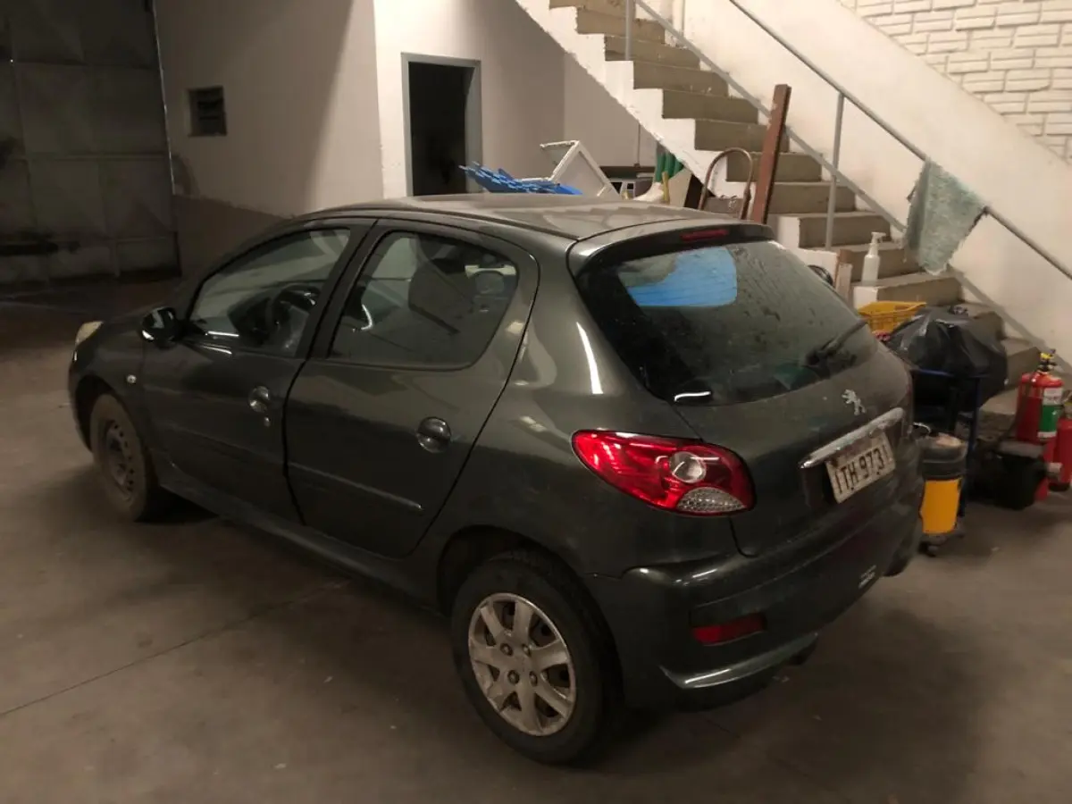 LOTE  - PEUGEOT 207 HR 2012