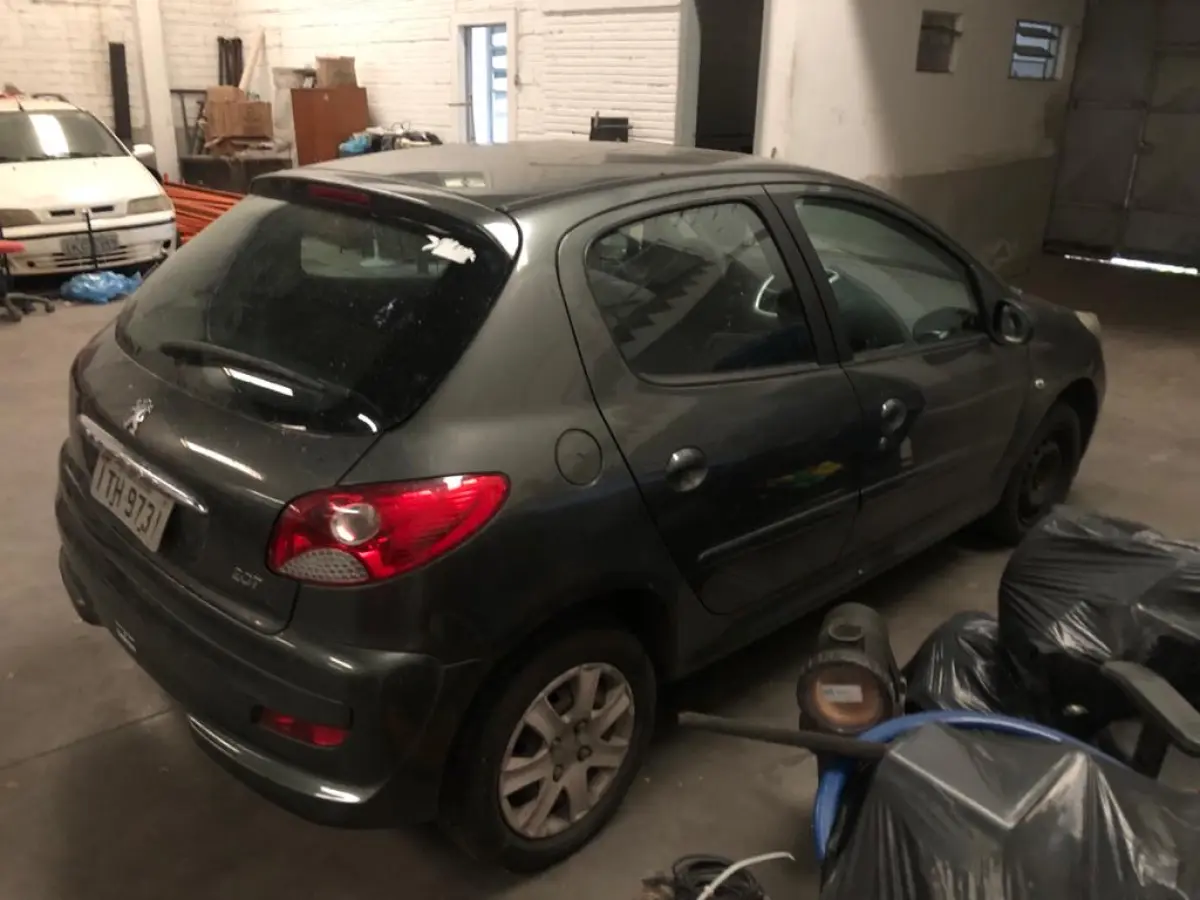 LOTE  - PEUGEOT 207 HR 2012