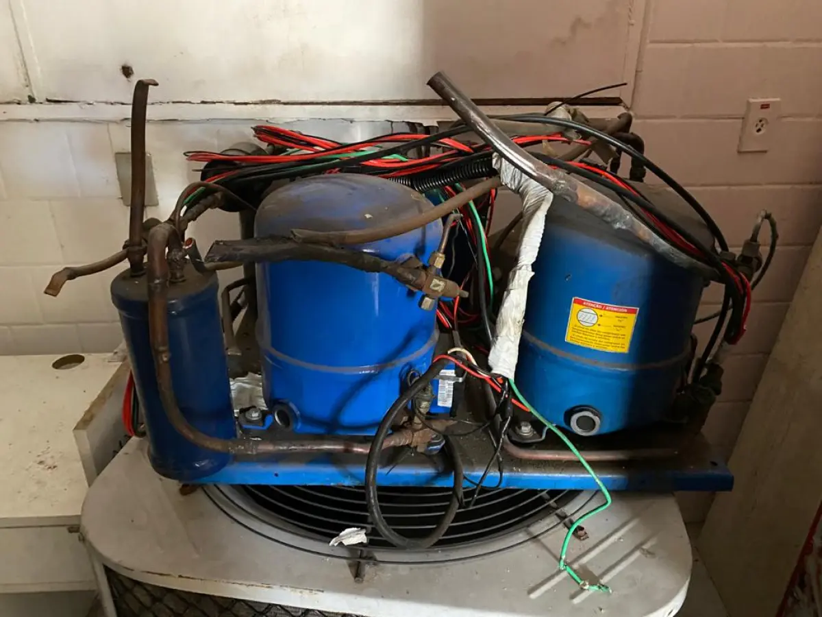 LOTE  - EQUIPAMENTOS P/LANCHERIA