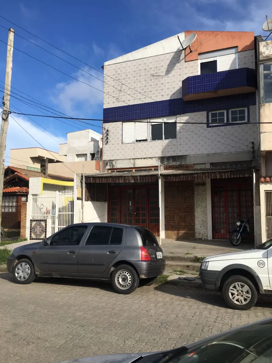 LOTE  - PRÉDIO NA PRAIA DO CASSINO