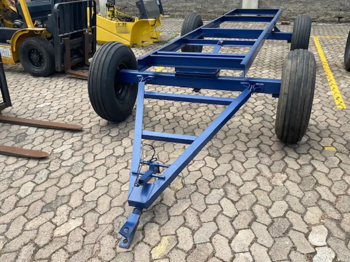 LOTE 007 - Reboques agrícolas