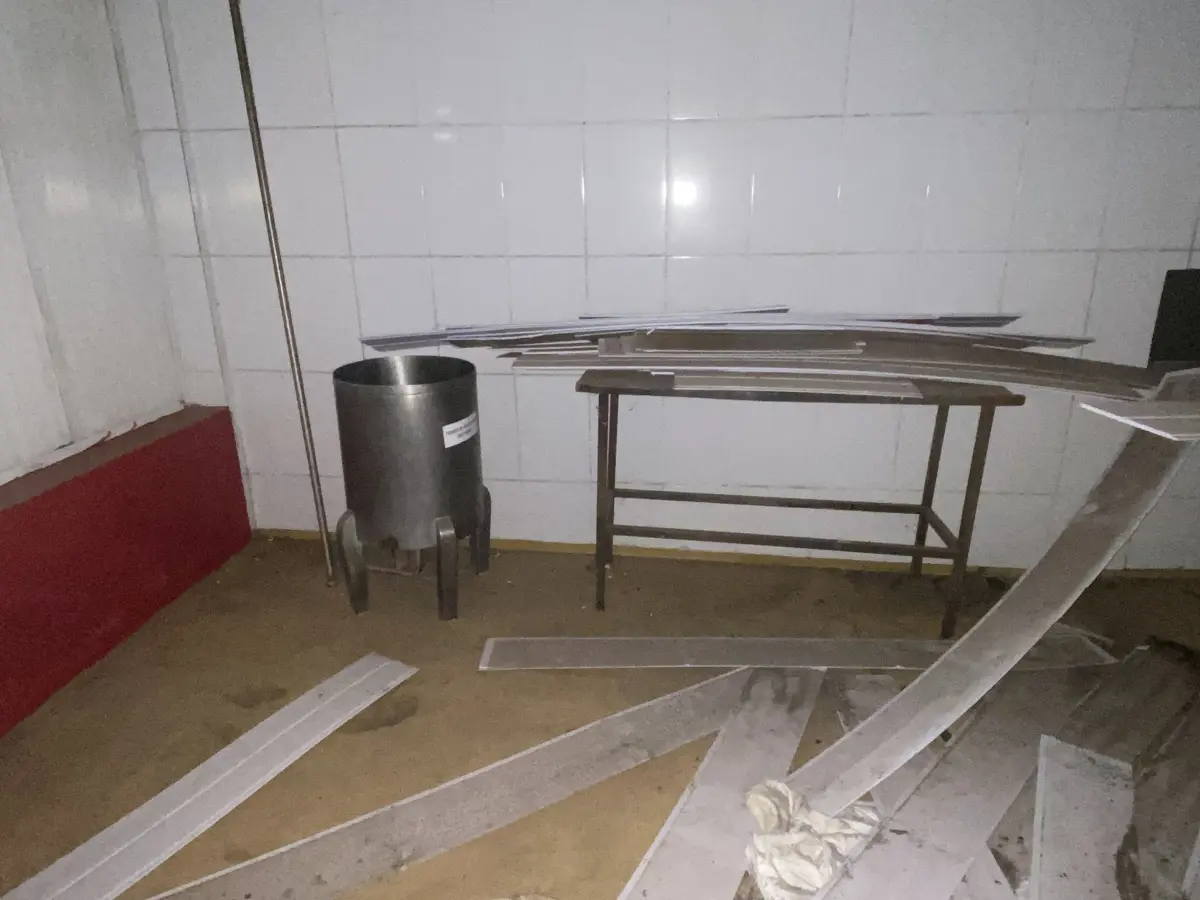 LOTE 003 - MÁQUINAS E BENS DO COMPLEXO