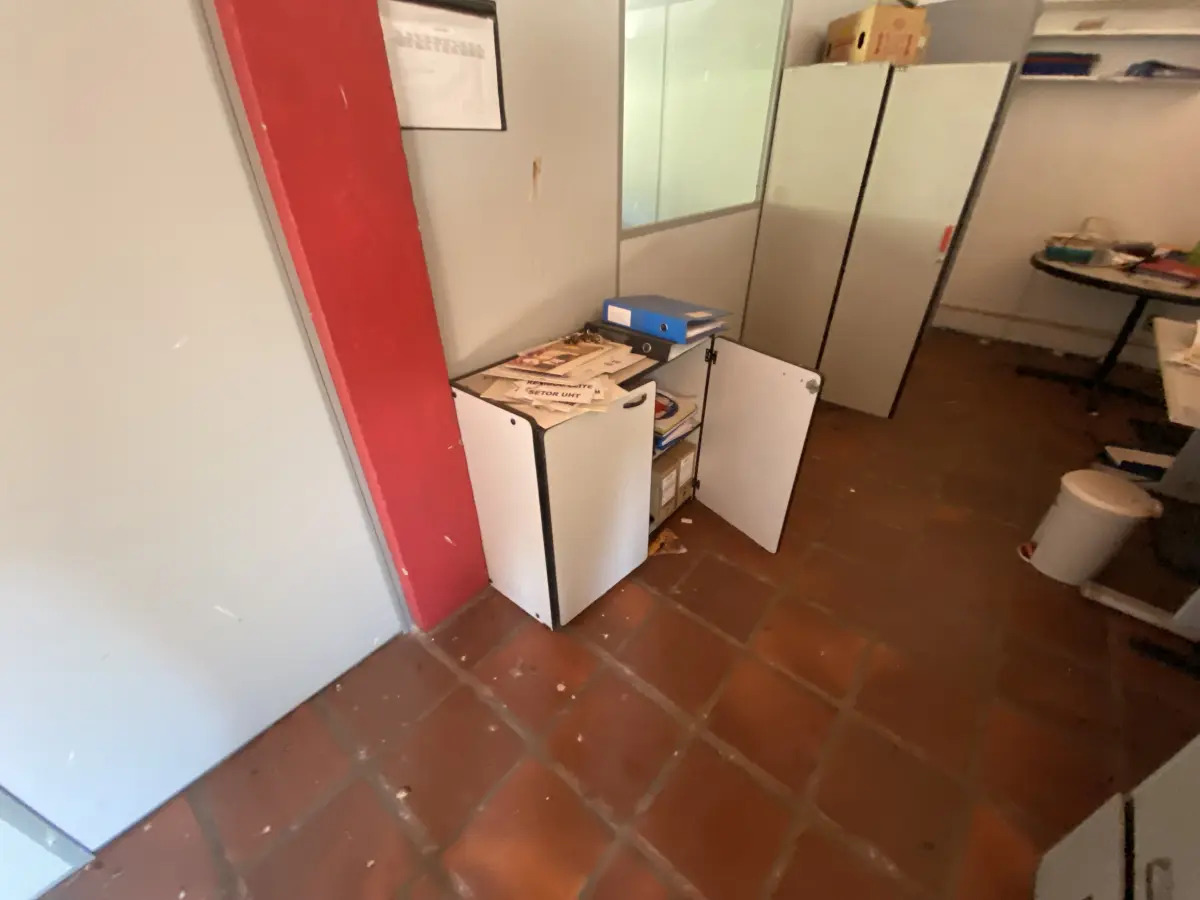 LOTE 001 - Imóvel e maquinas para laticínio