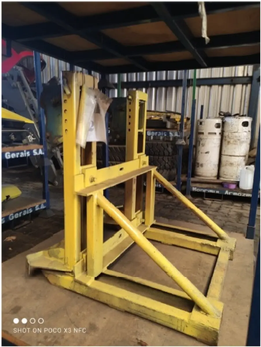 LOTE 008 - Garra para tambor