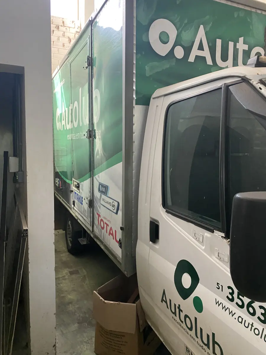 LOTE 04 - FORD Transit 350L CC