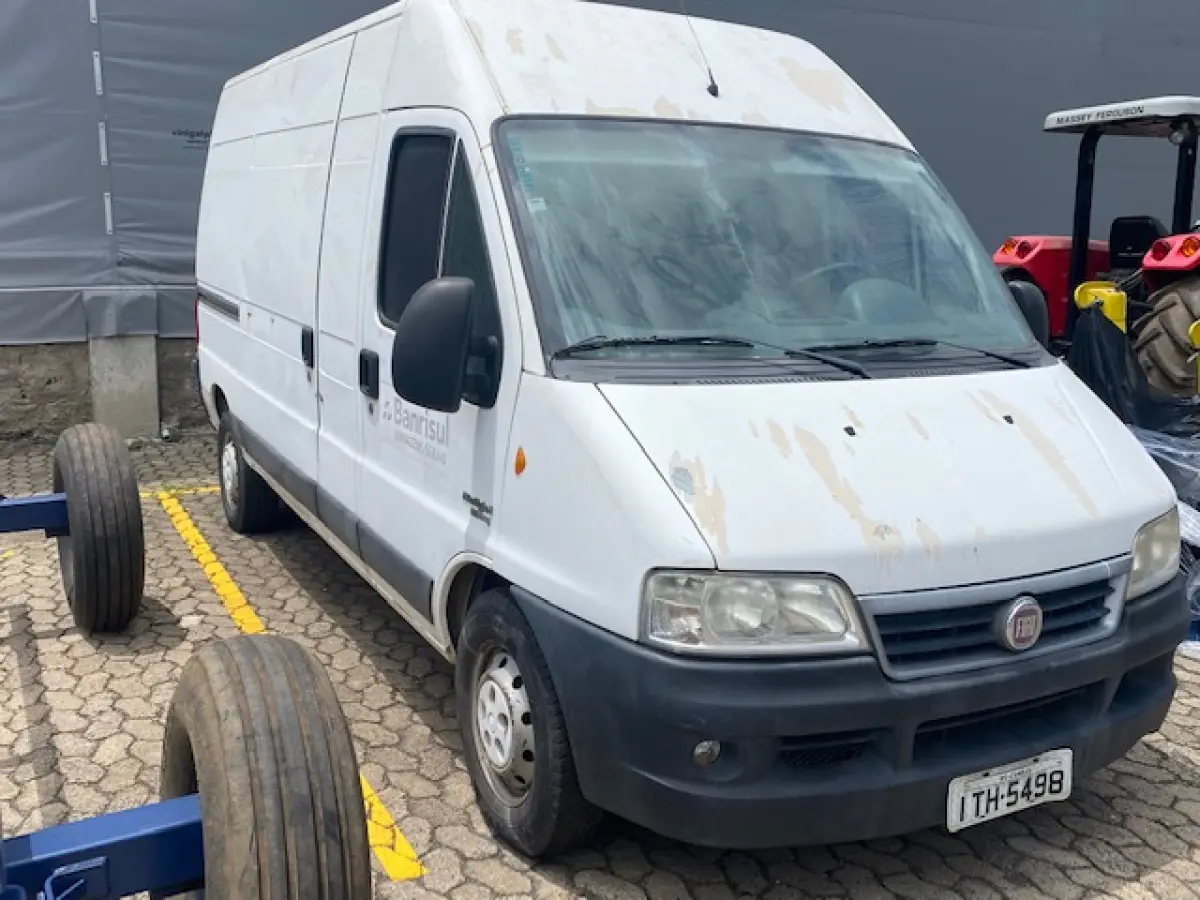 LOTE 006 - Camionete Furgão Fiat Ducato Maxicargo