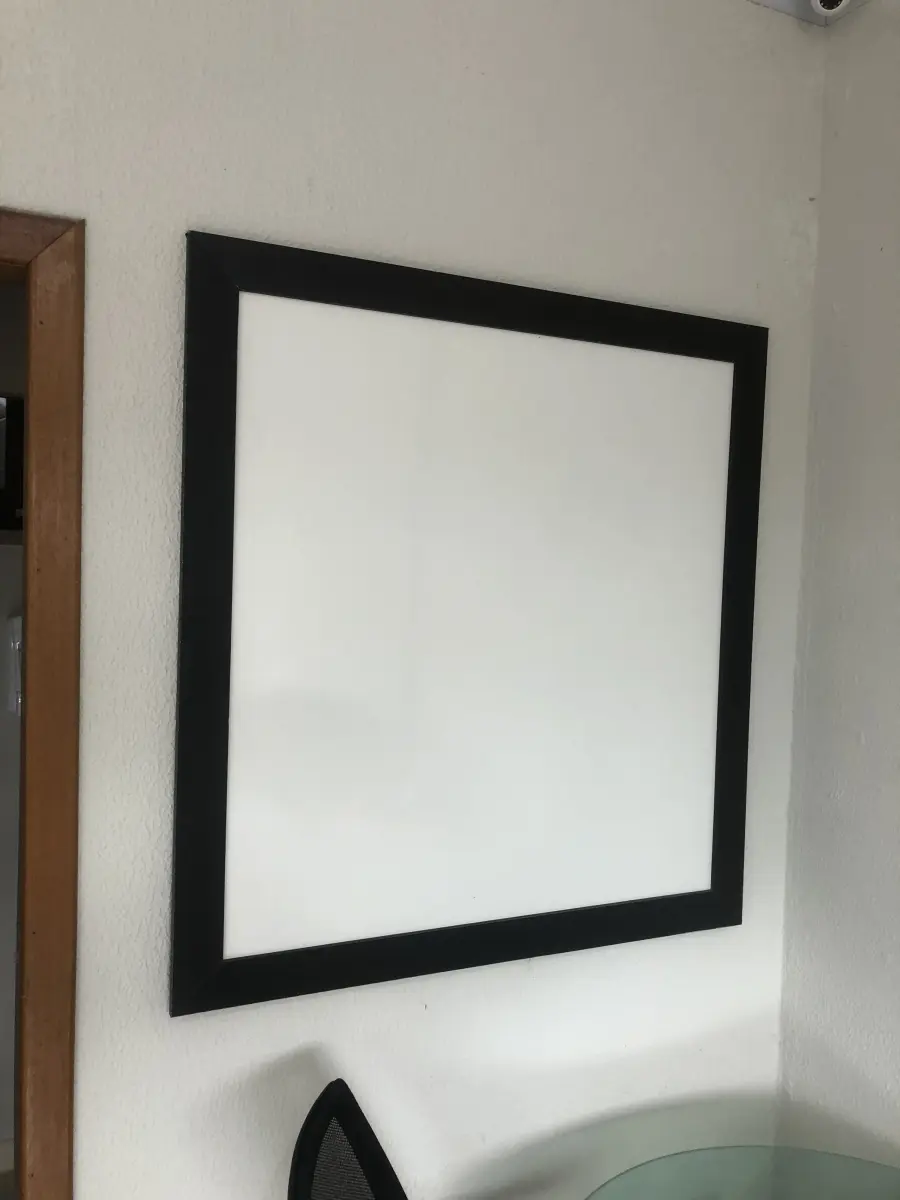 LOTE 074 - Quadro de anotações 
