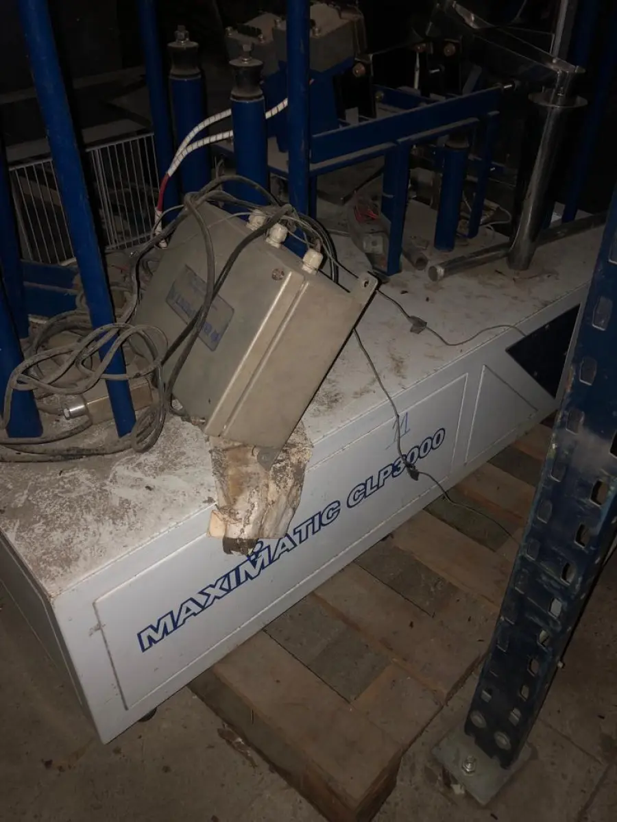 LOTE 010 - GOLPACK ENVASADORA, ano 2010