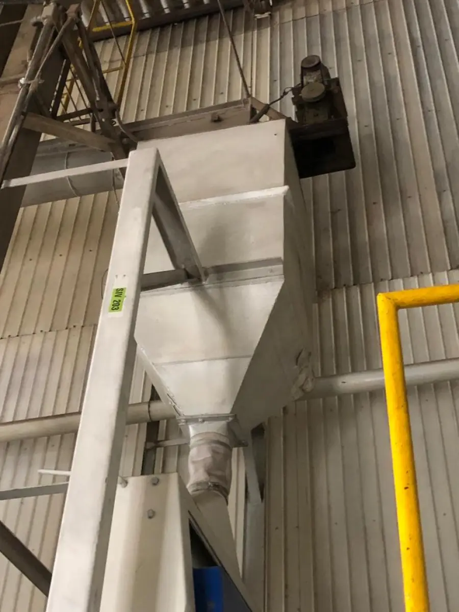 LOTE 042 - Caixa inox tamanho aproximado 1,0 x 1,0 metros, ano 2013 - 2 unidades