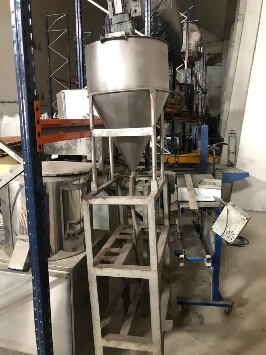 LOTE 005 - TACHO DE PREPARO 70 cm DIÂMETRO C/ CARRINHO, ano 2008.