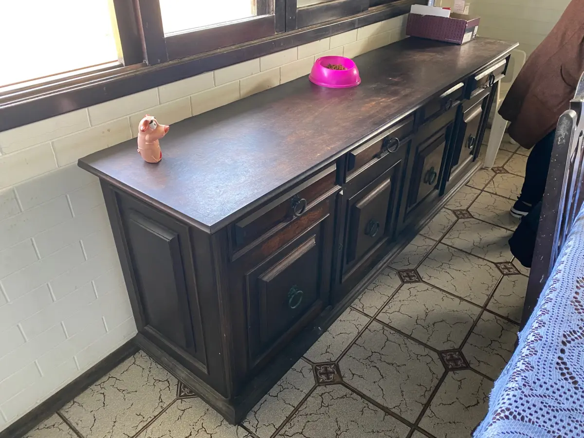 LOTE 2 - MÓVEIS DENTRO DA CASA