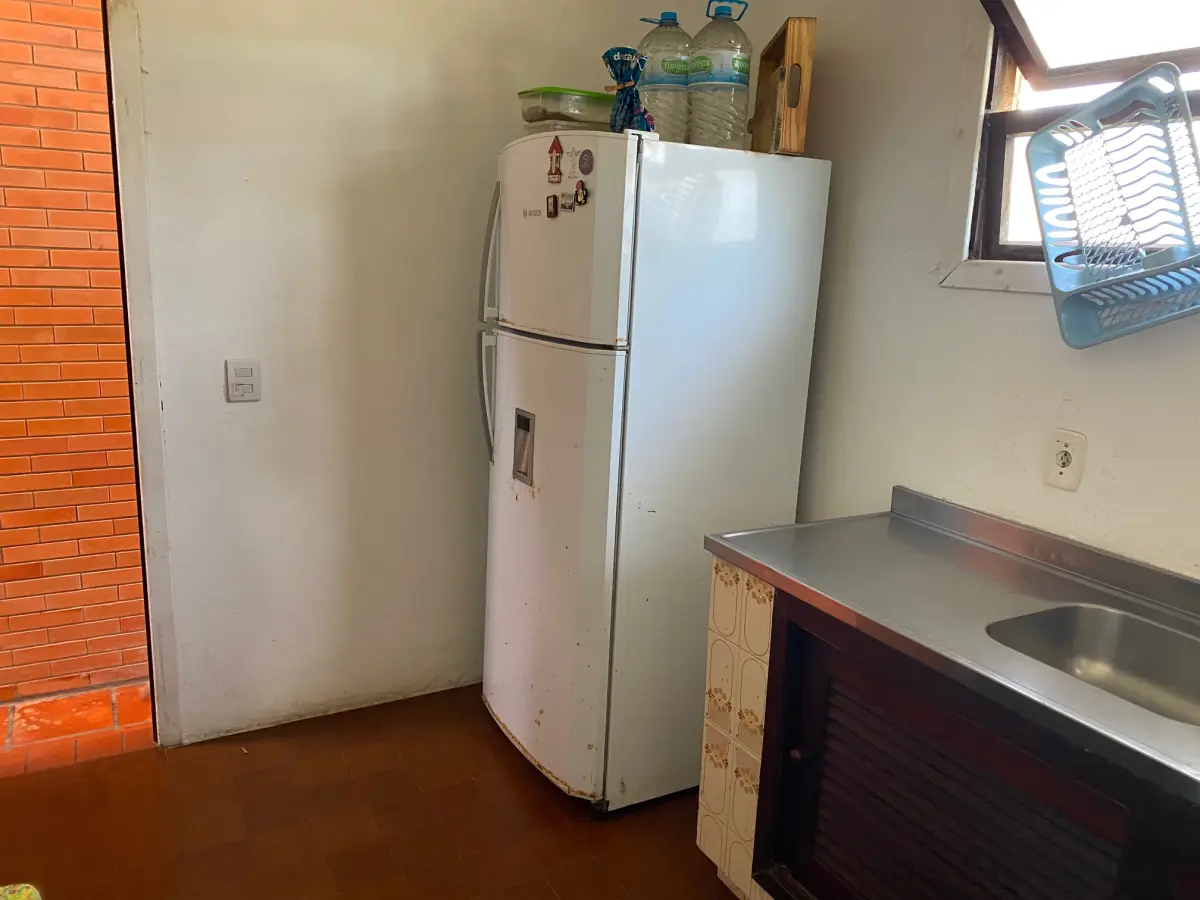 LOTE 2 - MÓVEIS DENTRO DA CASA