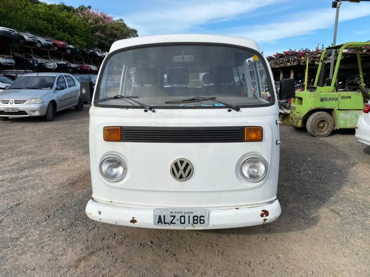 LOTE  - WV KOMBI 04/05
