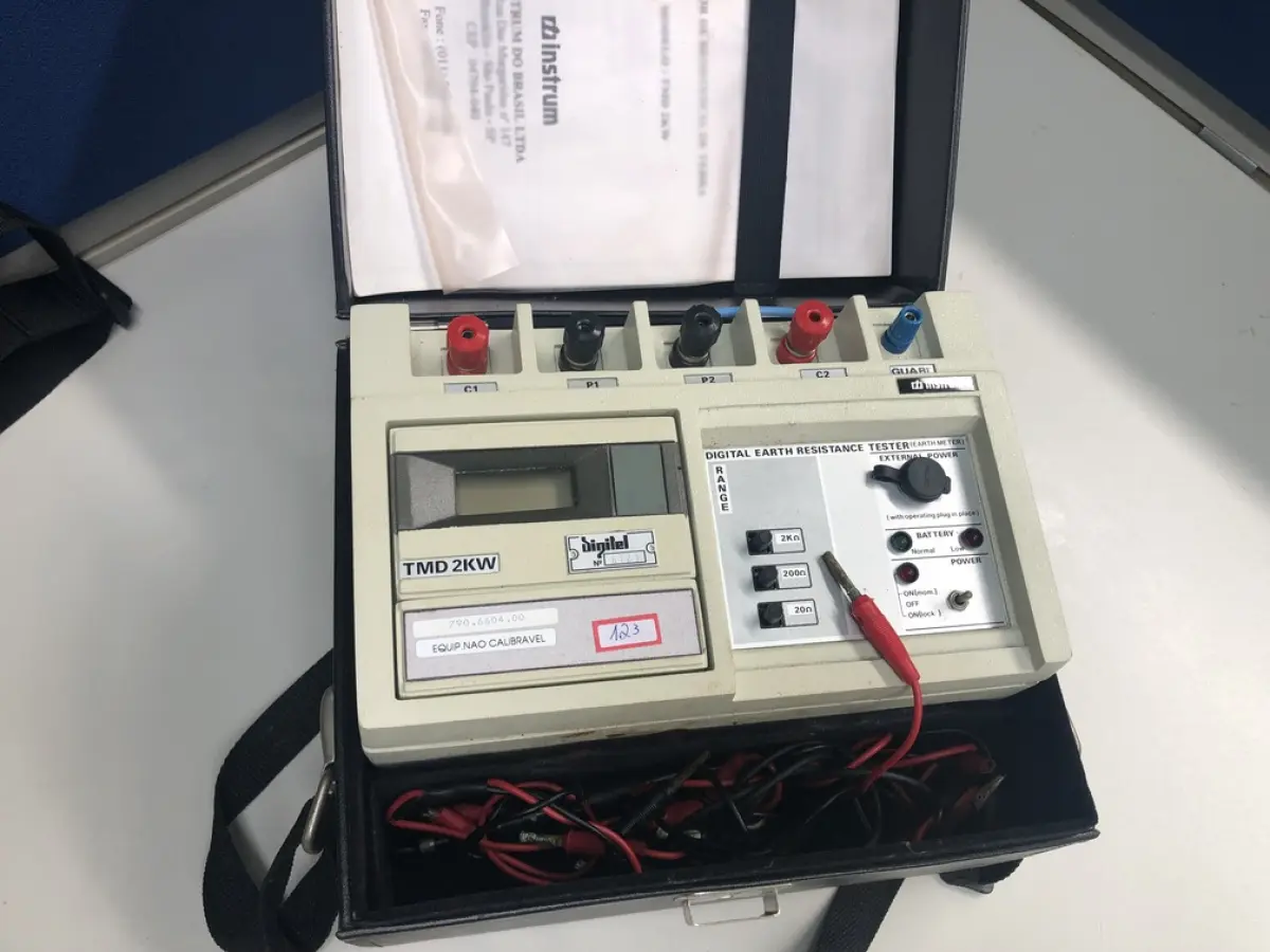 LOTE 123 - Equipamento de teste TMD 2KW