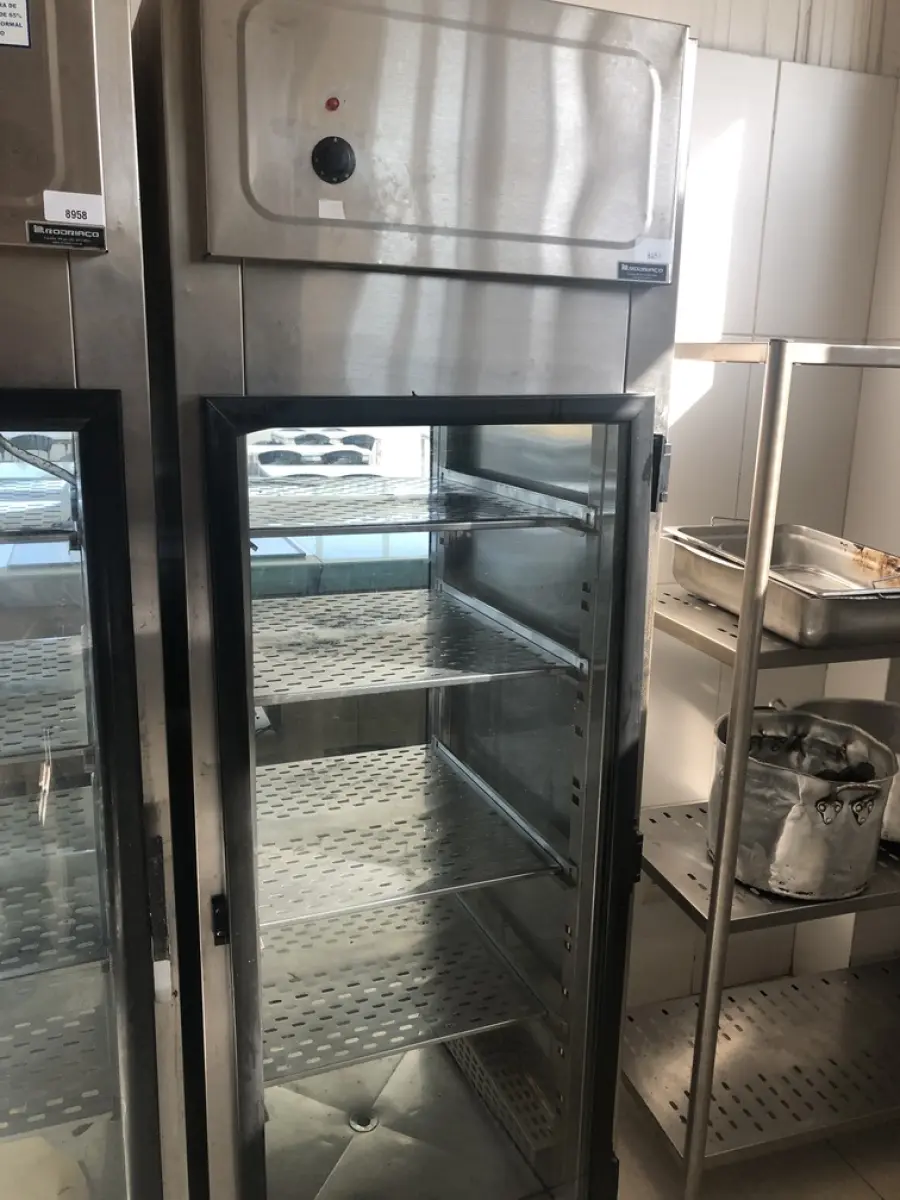 LOTE 001 - LOTE 1A STALKING HORSE. PRÉDIO E ALGUNS ITENS, ESCRITÓRIOS, REFEITÓRIO, AR CONDICIONADOS ETC