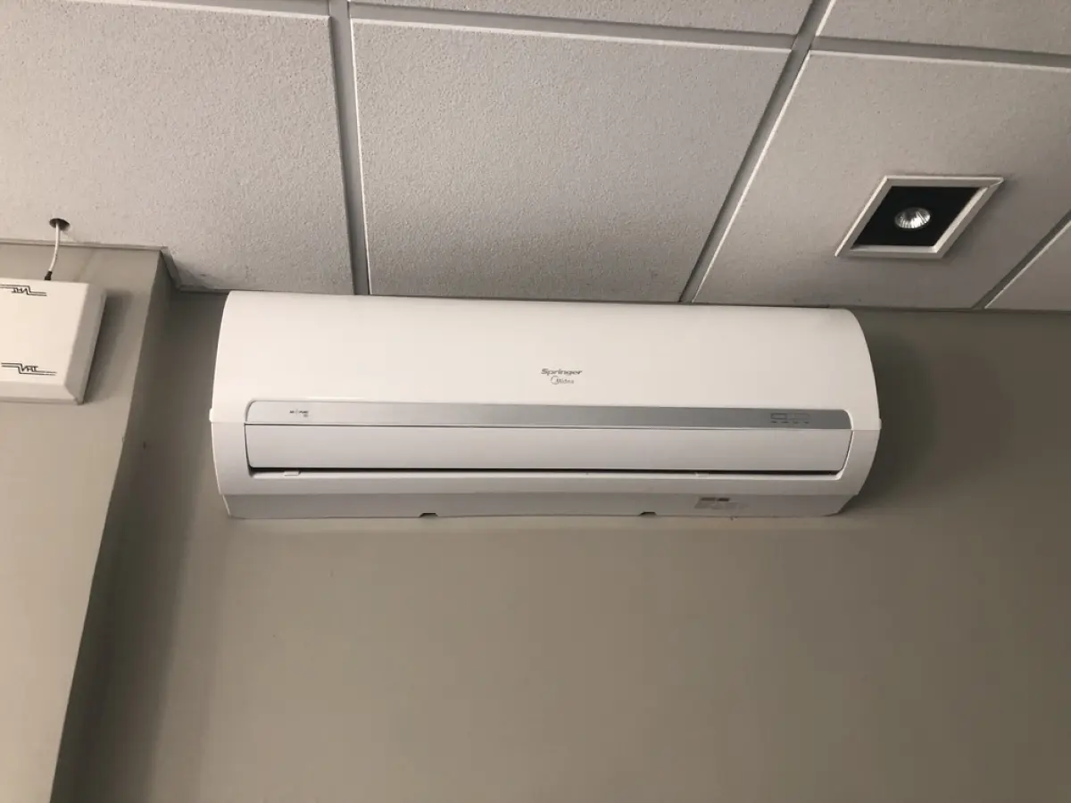 LOTE 001 - LOTE 1A STALKING HORSE. PRÉDIO E ALGUNS ITENS, ESCRITÓRIOS, REFEITÓRIO, AR CONDICIONADOS ETC