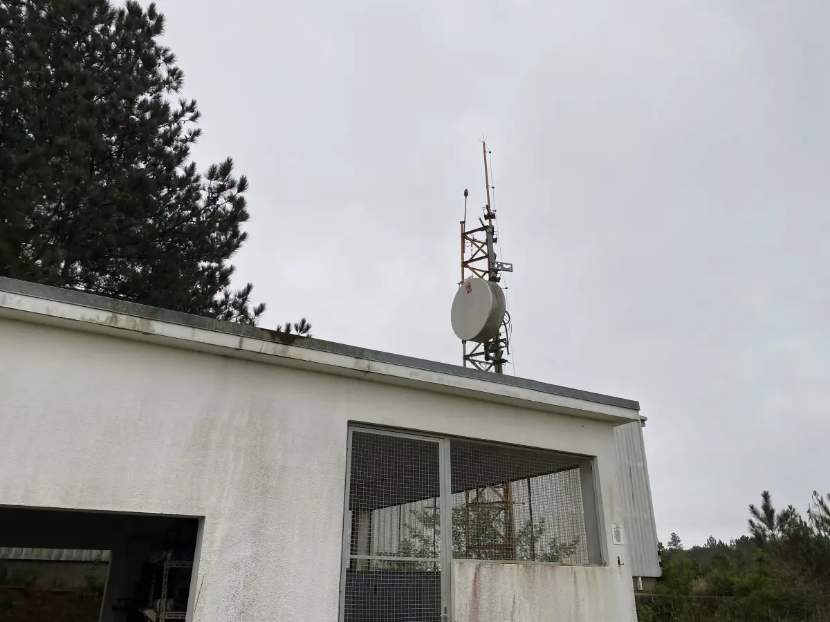 LOTE 001 - LOTE 1A STALKING HORSE. PRÉDIO E ALGUNS ITENS, ESCRITÓRIOS, REFEITÓRIO, AR CONDICIONADOS ETC