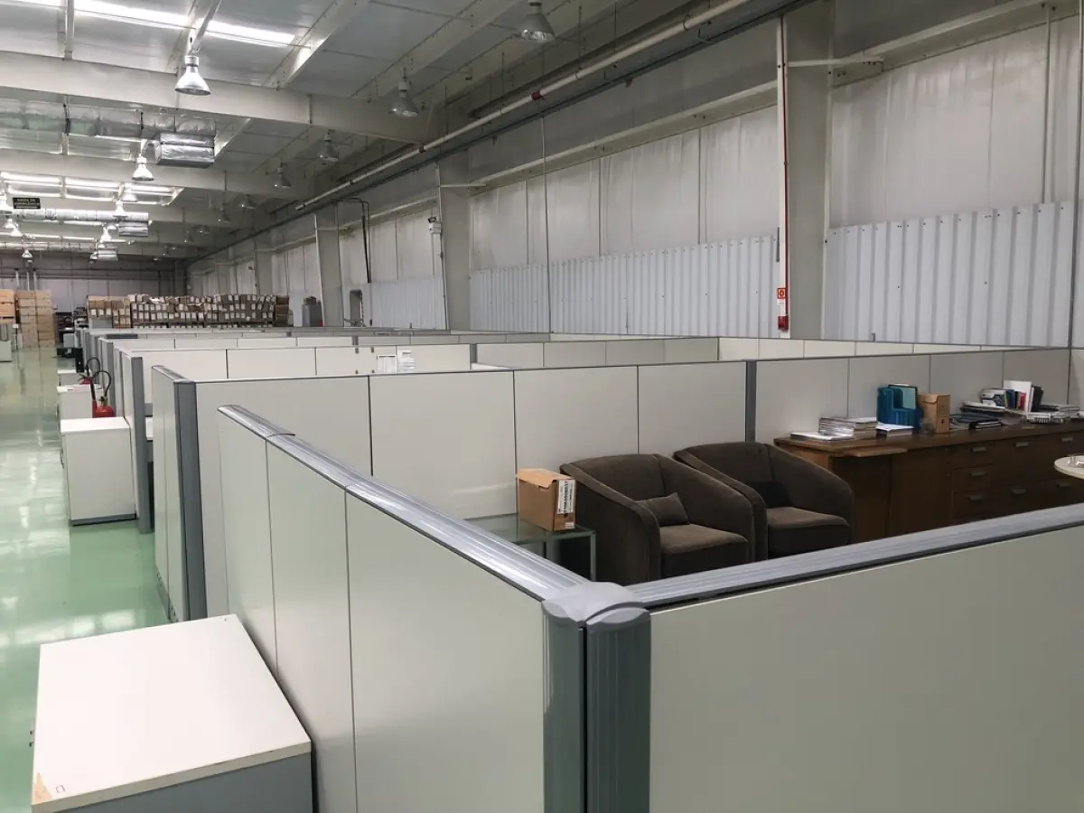 LOTE 001 - LOTE ENGLOBADO DE IMÓVEL E TODOS MÓVEIS E EQUIPAMENTOS