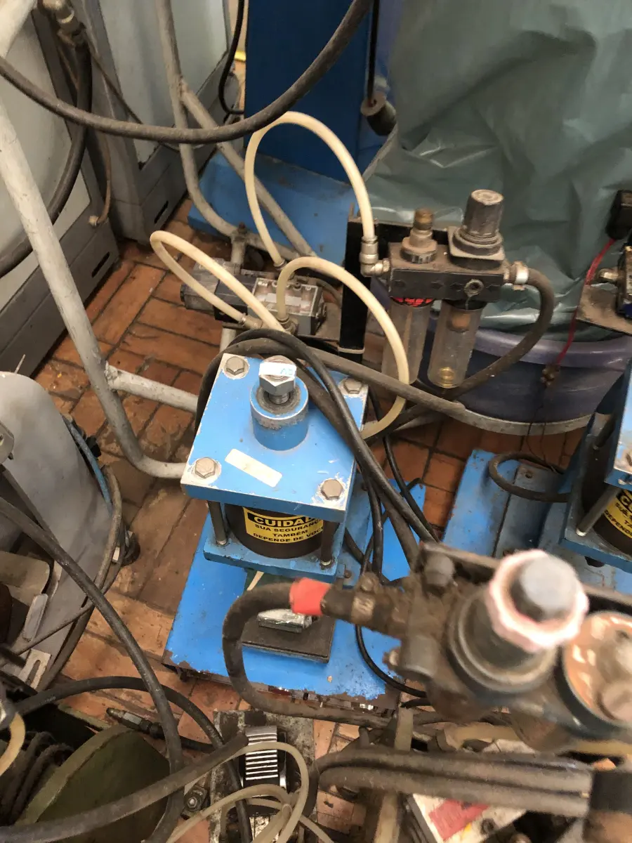 LOTE 003 - esteira dupla baixa com 60 metros