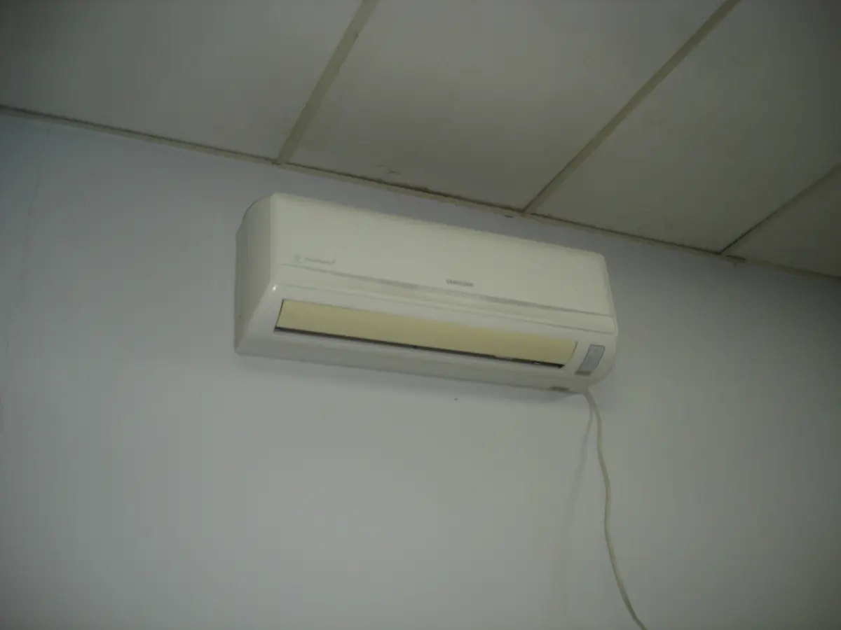 LOTE 017 - ar condicionado split Samsung