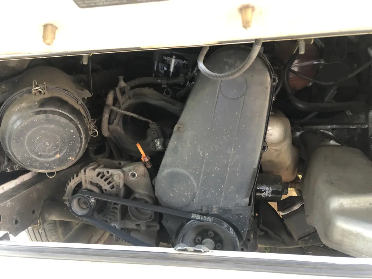 LOTE 002 - VW Kombi Placas INK 1532 06/07