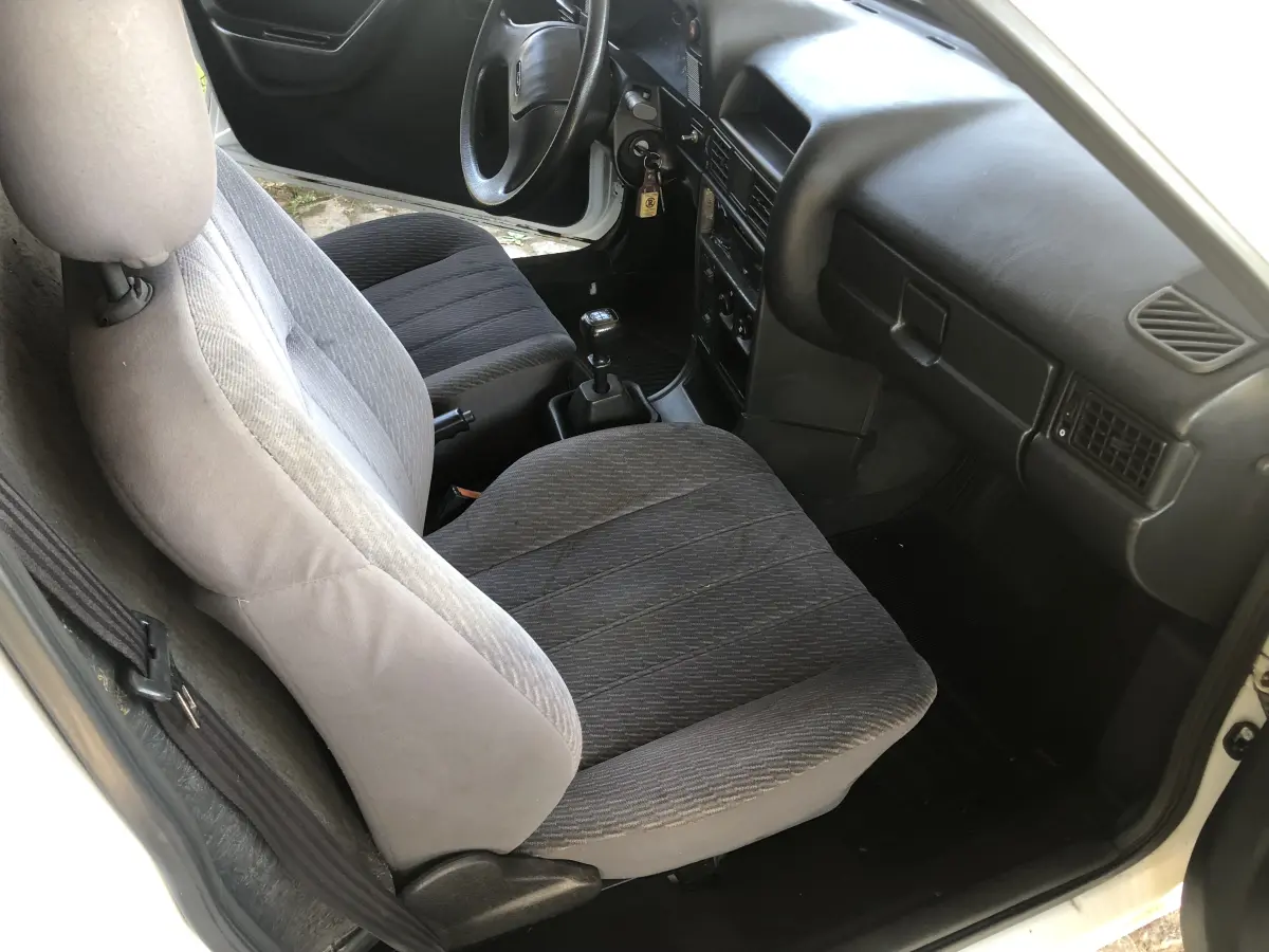 LOTE 001 - GM Kadett Ipanema ambulância 94/95