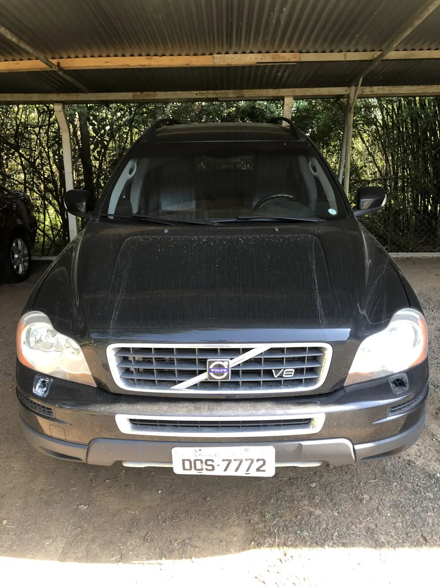 LOTE 003 - Volvo XC90 V8 AWD placa DOS7772 06/07