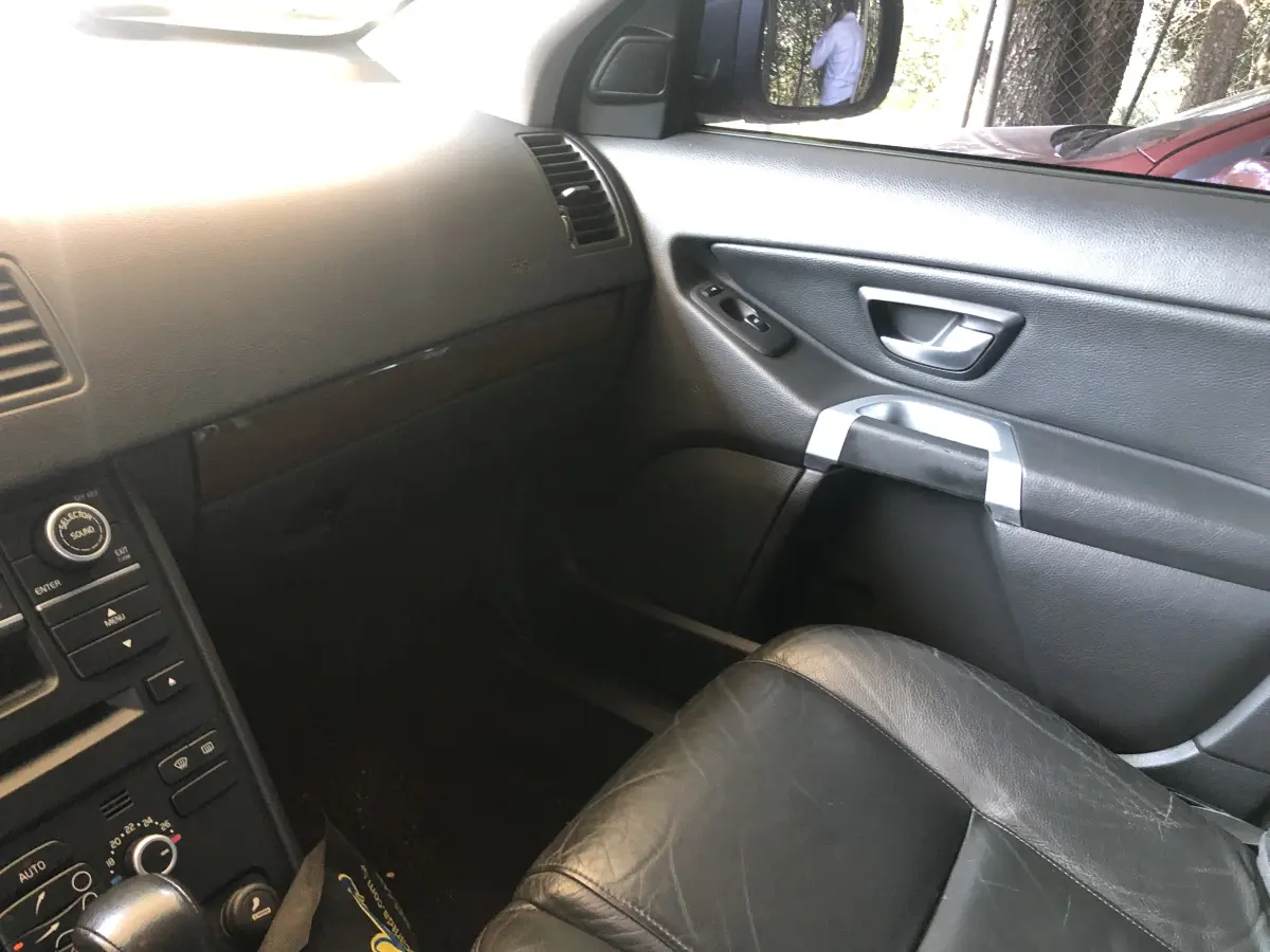 LOTE 003 - Volvo XC90 V8 AWD placa DOS7772 06/07