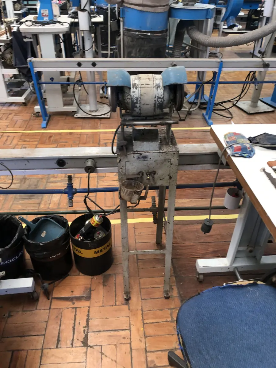 LOTE 391 - 2 esmeris duplo