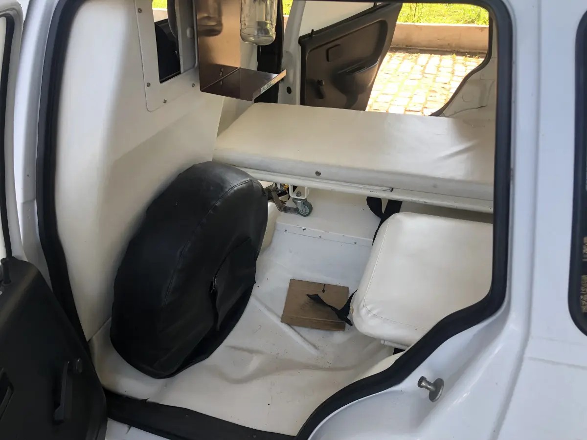 LOTE 001 - GM Kadett Ipanema ambulância 94/95