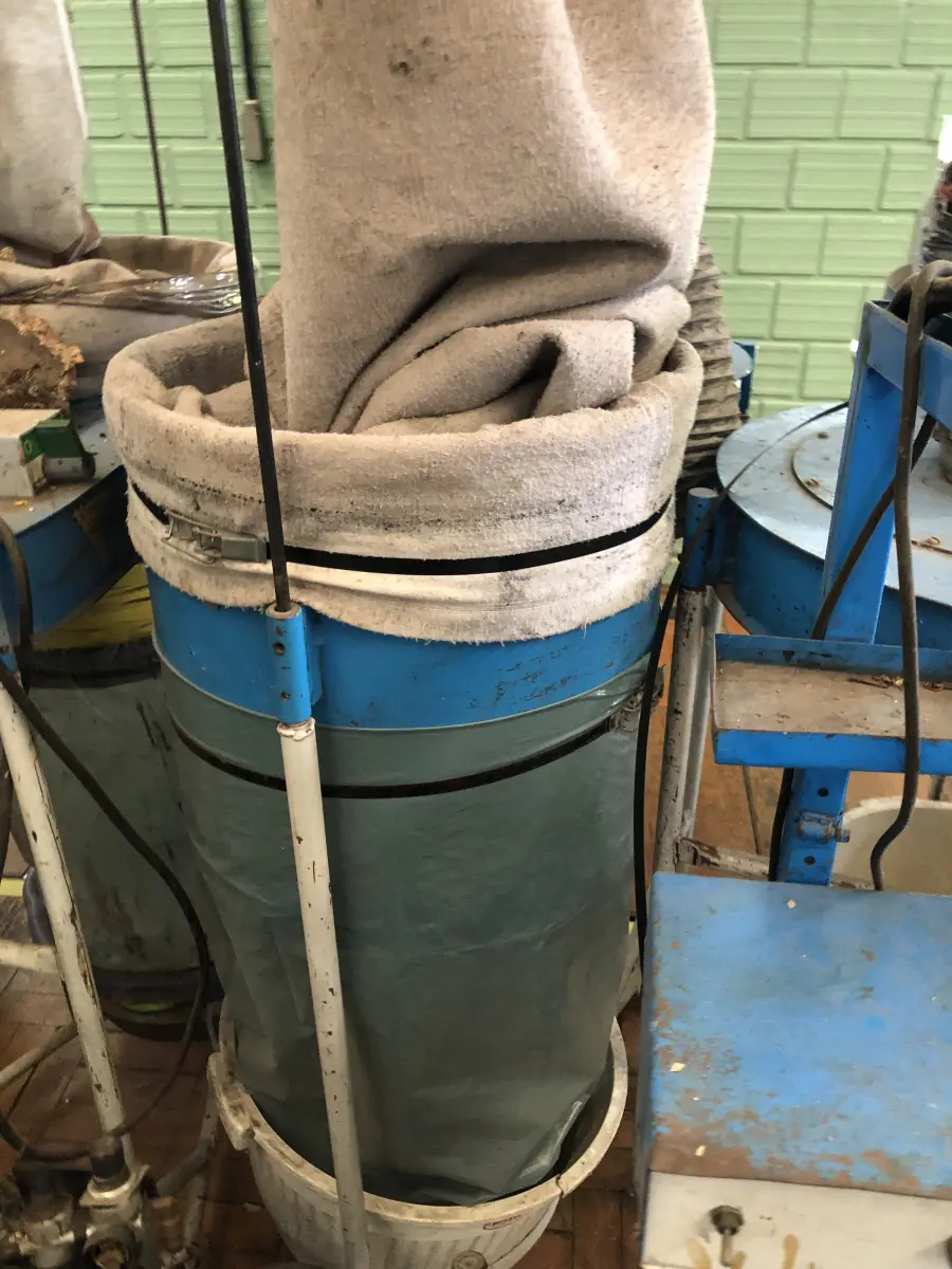 LOTE 353 - 5 coletores de pó 