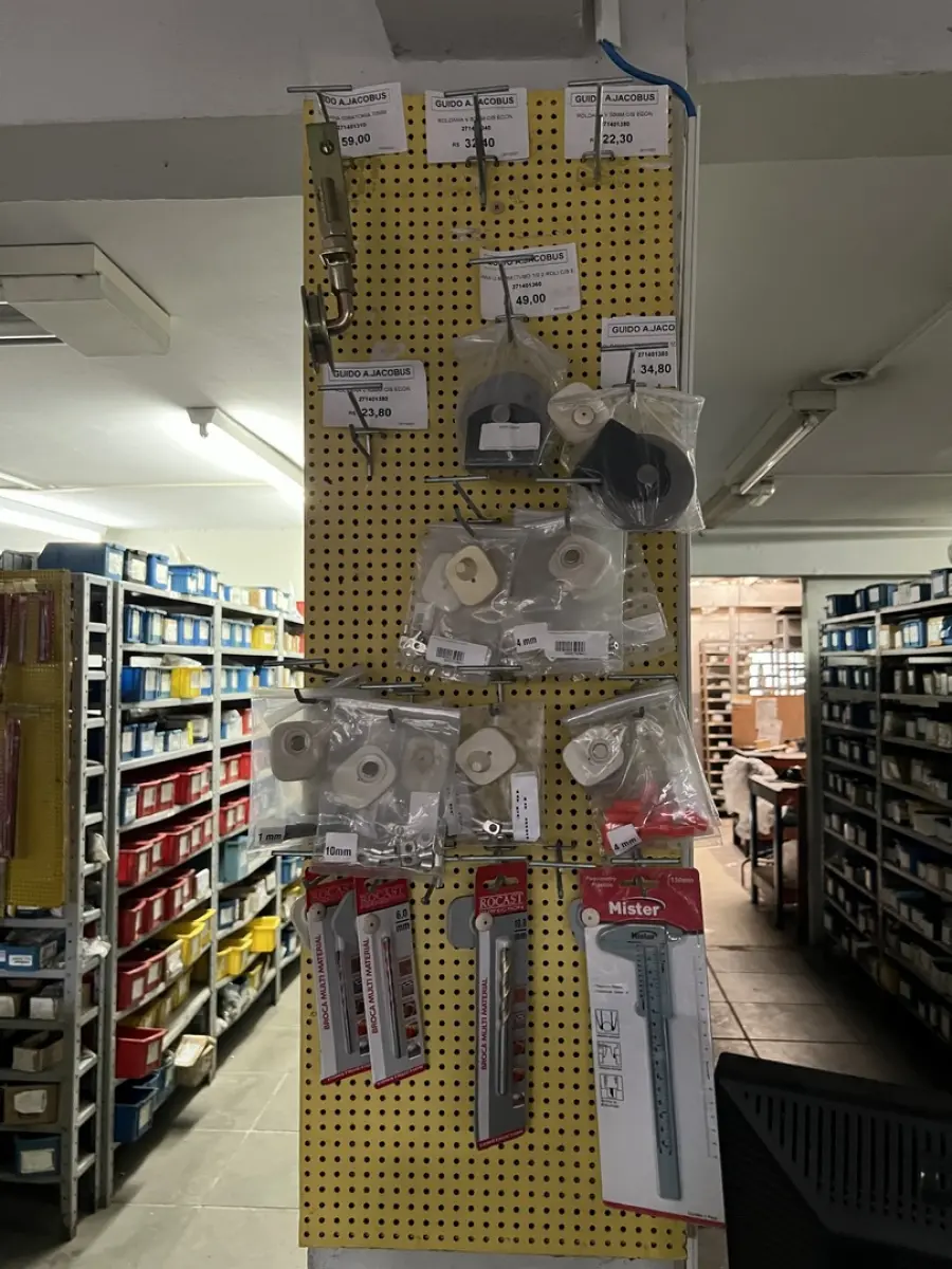 LOTE 001 - LOTE ENGLOBADO DOS LOTES 01 A 81 E 83 OBS: ESSE LOTE POSSUI A PREFERENCIA SOBRE OS INDIVUDUAIS