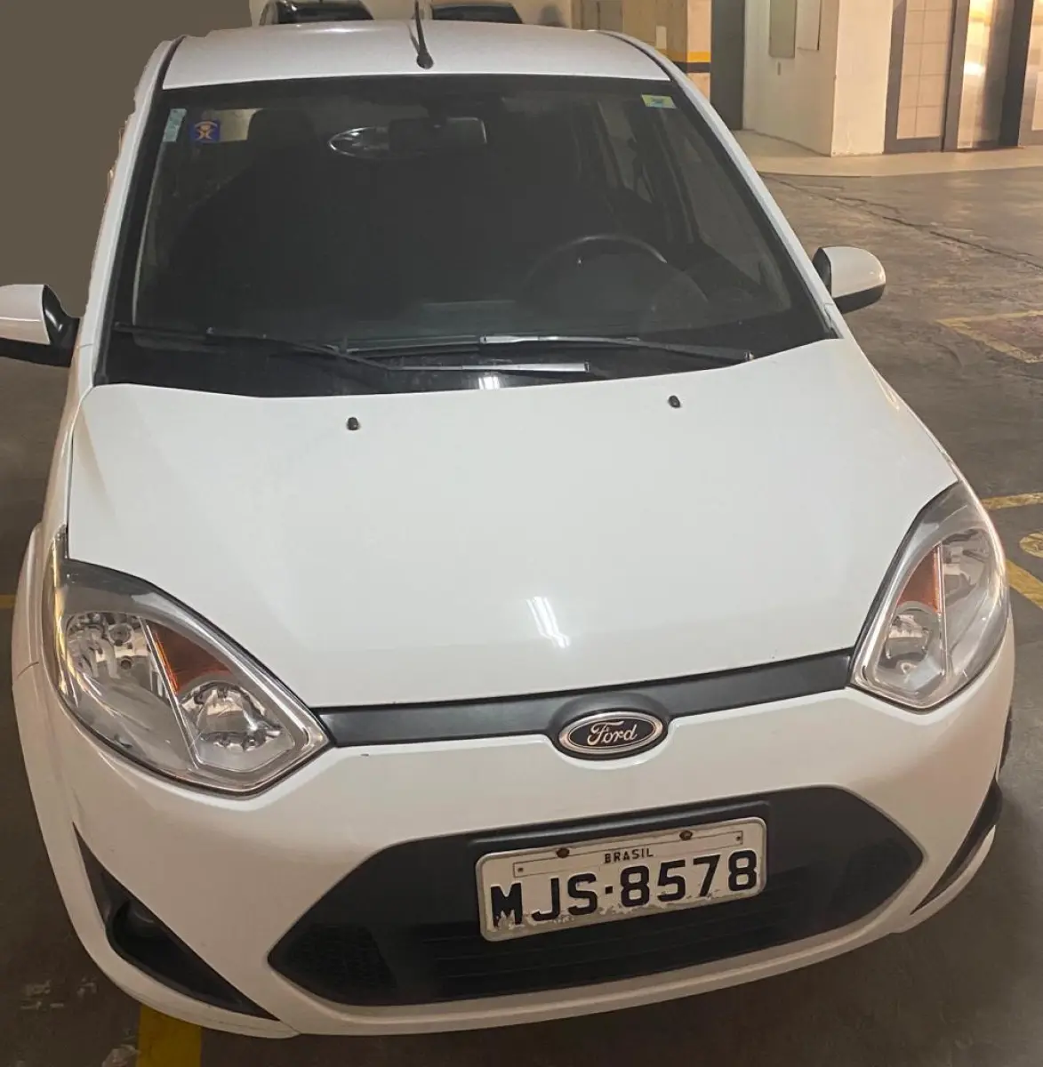 LOTE 001 - Ford, Fiesta Sedan 1.6 Flex, Ano e Modelo 2011/2012