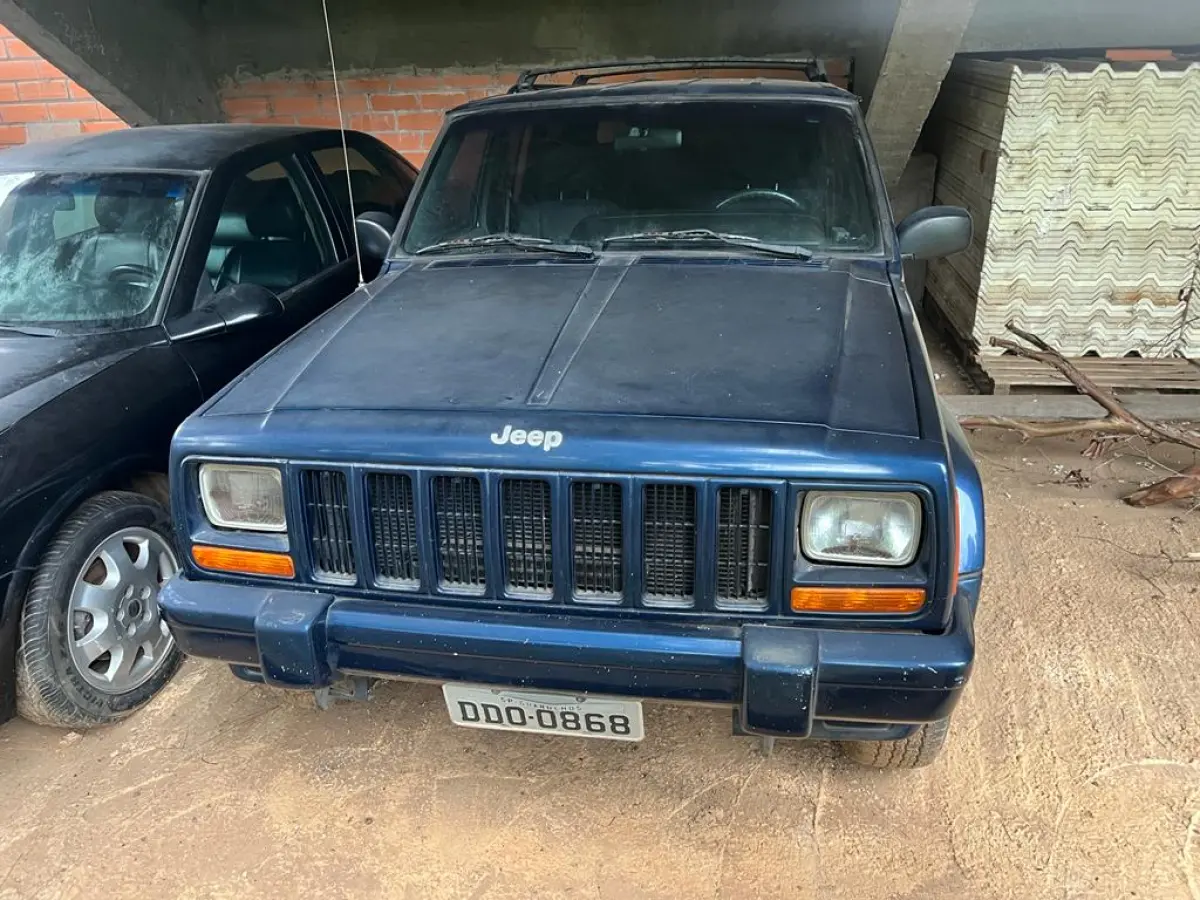 LOTE 007 - Jeep Cherokee Sport c/GNV (verificar documento) pl.DDO0868 2000/2000