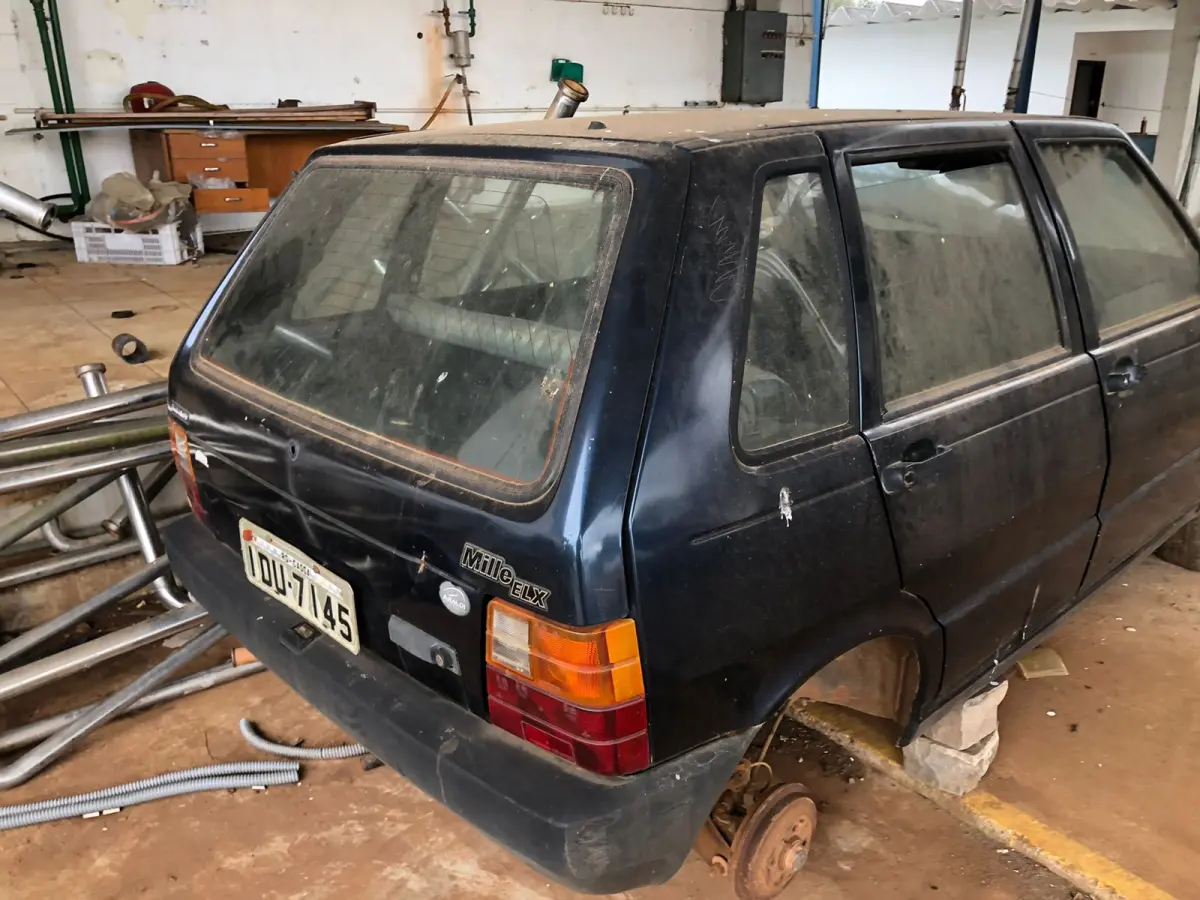 LOTE 000 - SILOS DE INOX – CALDEIRAS – TANQUES 100MIL L – BALANÇA RODOVIÁRIA – RESERVATÓRIO DE ÁGUA – UNO MILLE 95/96