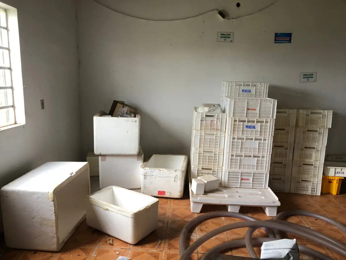 LOTE 000 - SILOS DE INOX – CALDEIRAS – TANQUES 100MIL L – BALANÇA RODOVIÁRIA – RESERVATÓRIO DE ÁGUA – UNO MILLE 95/96