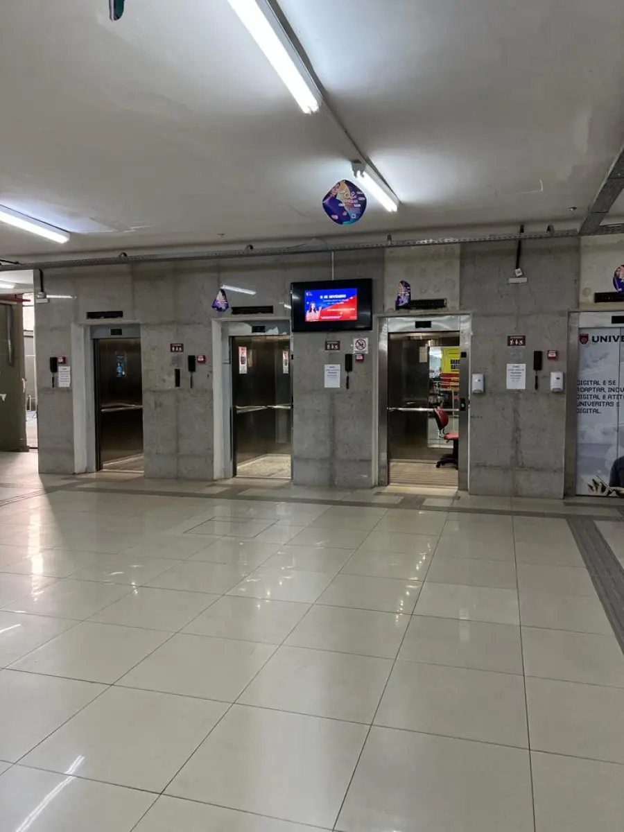 LOTE 001 - ÚNICA GRANDE ÁREA À VENDA EM TODO O BAIRRO DO FLAMENGO/RJ > 13.900m2 DE TERRENO E 23.475M2 CONSTRUÍDOS