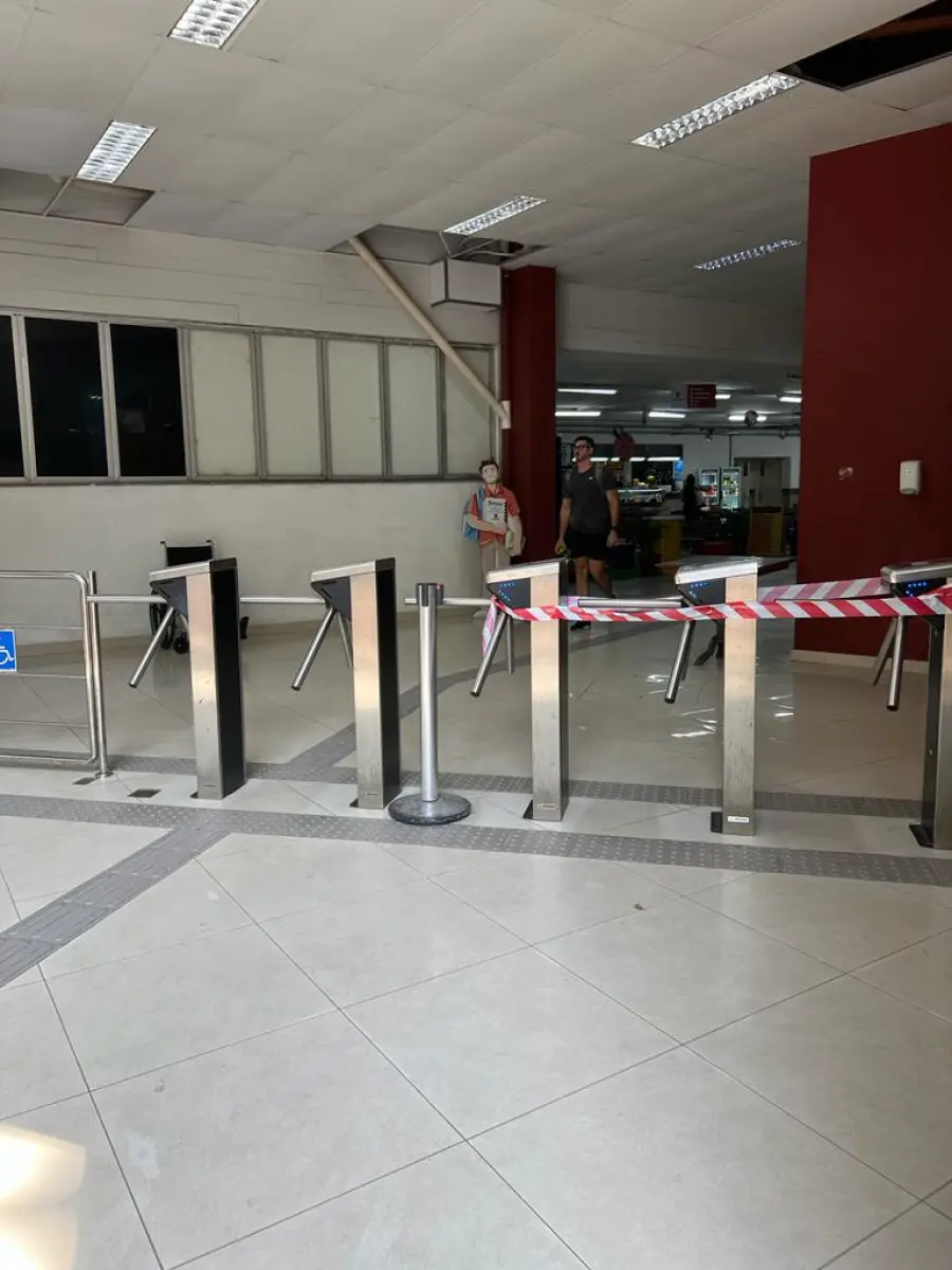 LOTE 001 - ÚNICA GRANDE ÁREA À VENDA EM TODO O BAIRRO DO FLAMENGO/RJ > 13.900m2 DE TERRENO E 23.475M2 CONSTRUÍDOS