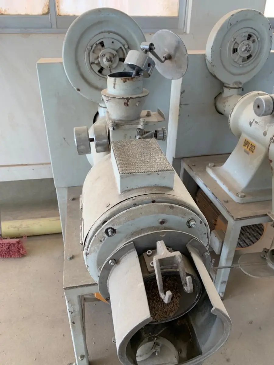 LOTE 056 - Despontador de aveia, marca Streckel e Scharader, modelo Jet Pearler, número de série 8597, ano de fabricação 2008, NP 31. Em Ijuí/RS