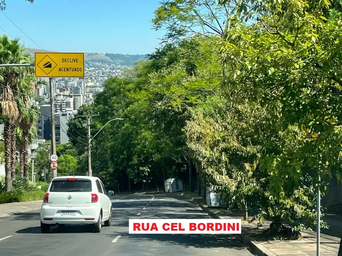 LOTE 001 - GRANDE IMÓVEL COM 46.624,57M2  PODENDO USAR 31.863,57m² NA RUA CEL JOAQUIM PEDRO SALGADO 80, PORTO ALEGRE (ver área aproveitavel)l)