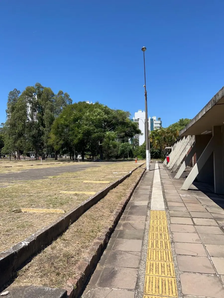 LOTE 001 - GRANDE IMÓVEL COM 46.624,57M2  PODENDO USAR 31.863,57m² NA RUA CEL JOAQUIM PEDRO SALGADO 80, PORTO ALEGRE (ver área aproveitavel)l)