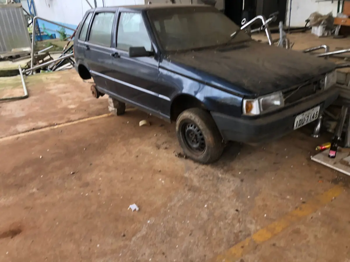 LOTE 000 - SILOS DE INOX – CALDEIRAS – TANQUES 100MIL L – BALANÇA RODOVIÁRIA – RESERVATÓRIO DE ÁGUA – UNO MILLE 95/96