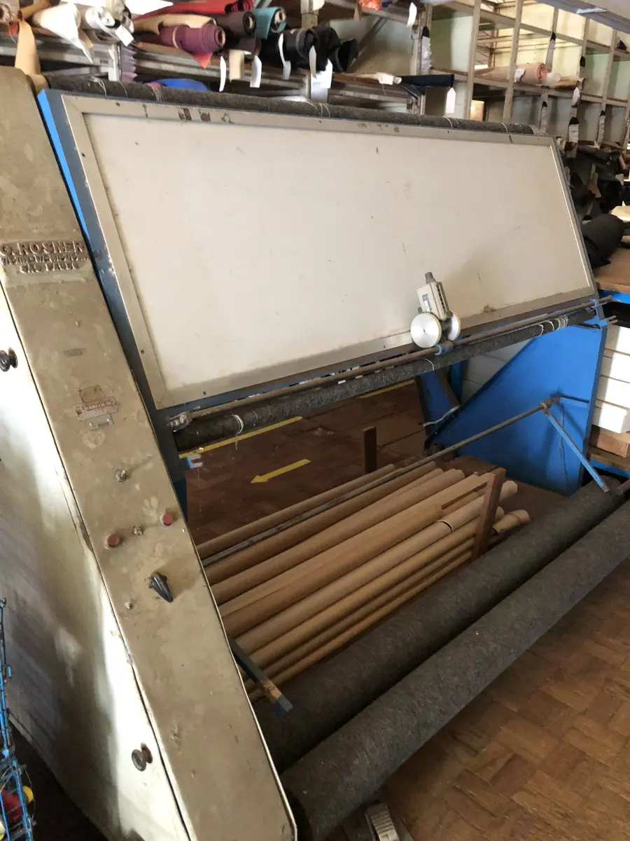 LOTE 002 - LOTE ENGLOBADO DE TODOS OS BENS NO PAVILHAO DO ALMOXARIFADO E PAVILHAO DEPOSITO  (TELHADO COM PROBLEMAS)