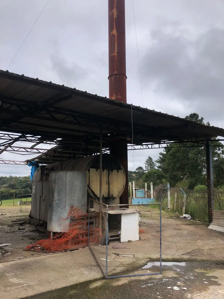 LOTE 000 - SILOS DE INOX – CALDEIRAS – TANQUES 100MIL L – BALANÇA RODOVIÁRIA – RESERVATÓRIO DE ÁGUA – UNO MILLE 95/96