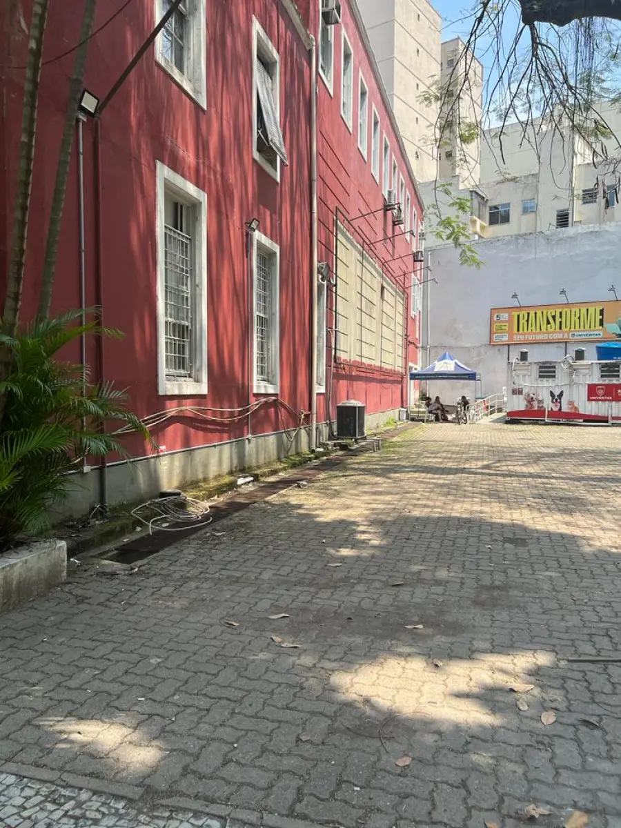 LOTE 001 - ÚNICA GRANDE ÁREA À VENDA EM TODO O BAIRRO DO FLAMENGO/RJ > 13.900m2 DE TERRENO E 23.475M2 CONSTRUÍDOS