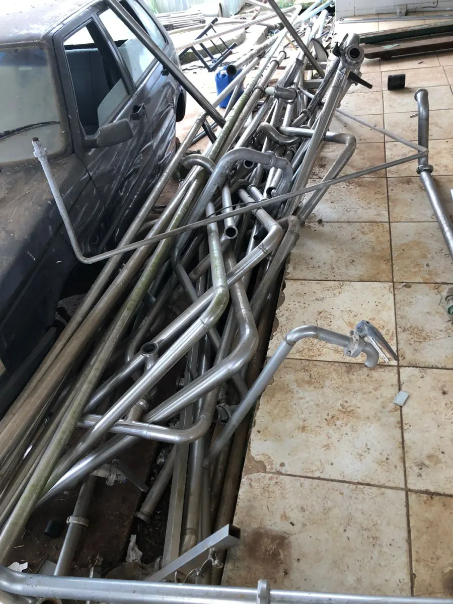 LOTE 000 - SILOS DE INOX – CALDEIRAS – TANQUES 100MIL L – BALANÇA RODOVIÁRIA – RESERVATÓRIO DE ÁGUA – UNO MILLE 95/96