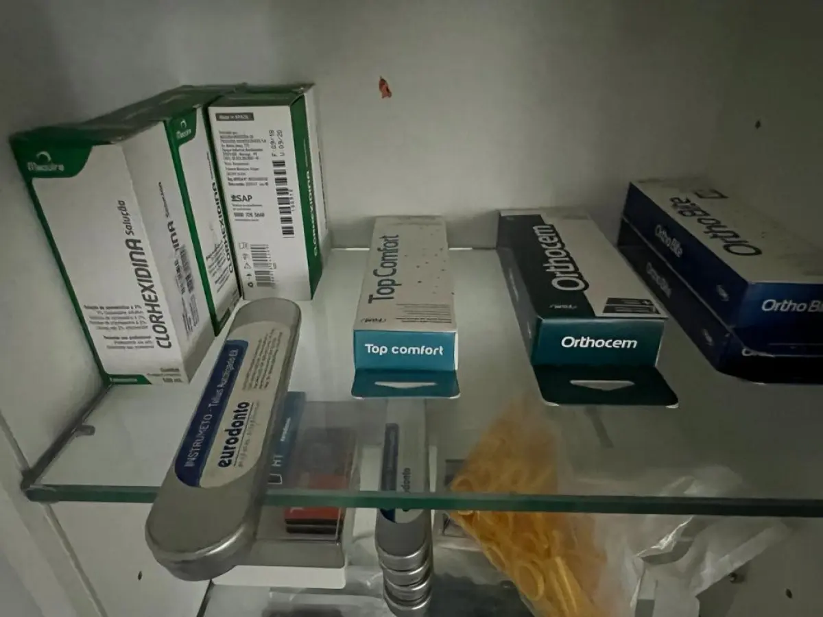 LOTE 000 - PRODUTOS ODONTOLÓGICOS