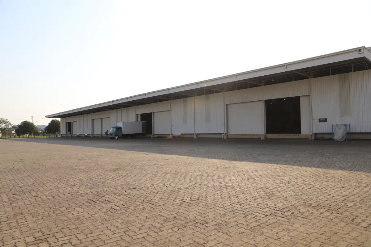 LOTE 000 - Pavilhões Industriais com 60.508m2